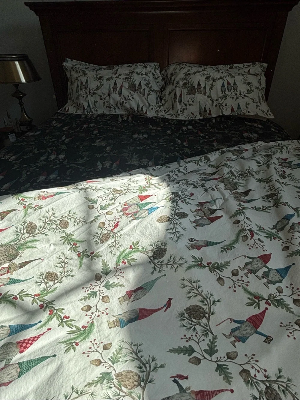 Pottery Barn Christmas Gnome Duvet Cover with Standard Pillowcases